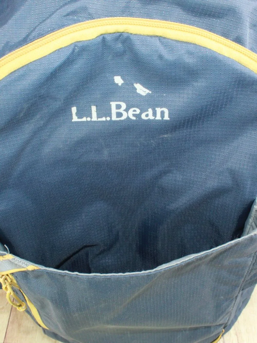LL Bean Unisex Adult Navy Comfort Carry Portable Locker Pack 42L Hiking Backpack